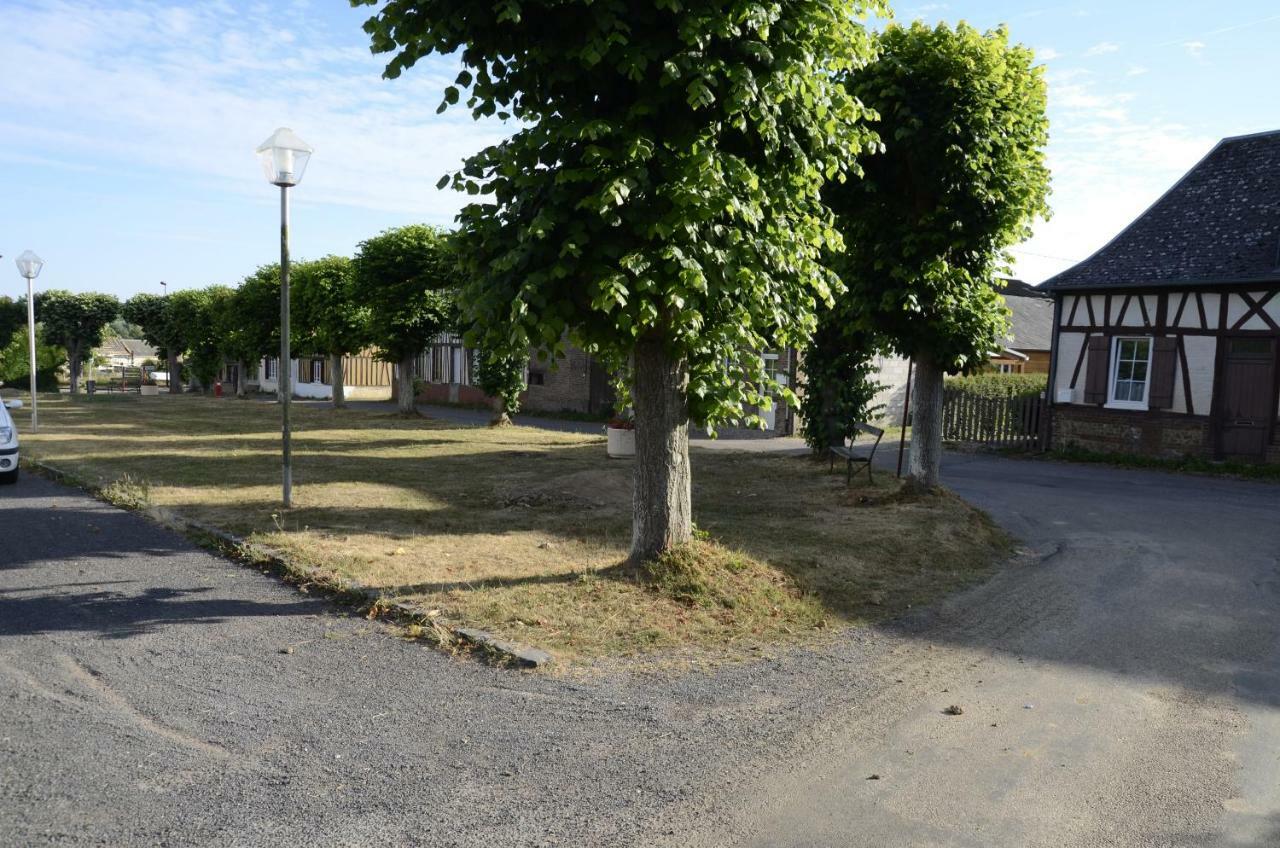 Gite de la pature Le Thuit-Simer Extérieur photo